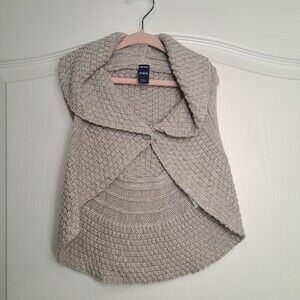 Old Navy Gray Knit Vest